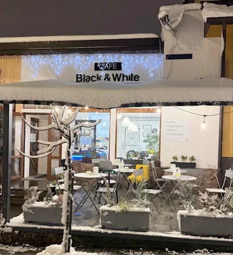 Фото 2 закладу Cafe Black & White