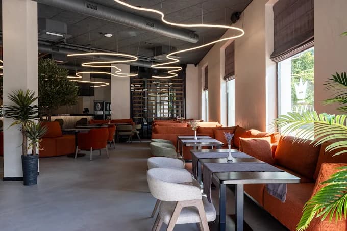 Фото 4 закладу Vavel'