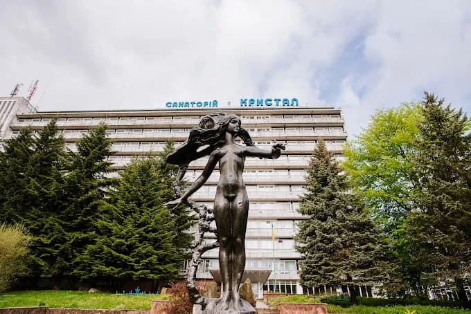 Фото 4 закладу Санаторій «Кристал»