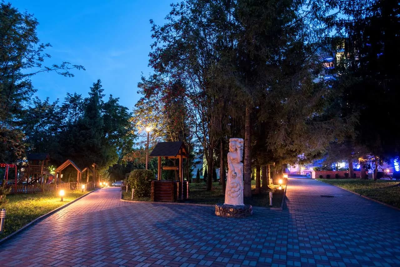 Фото 2 закладу Санаторій «Молдова»