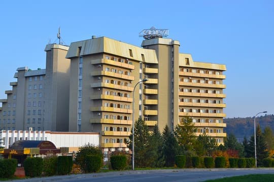 Фото 1 закладу Санаторій «Карпати»